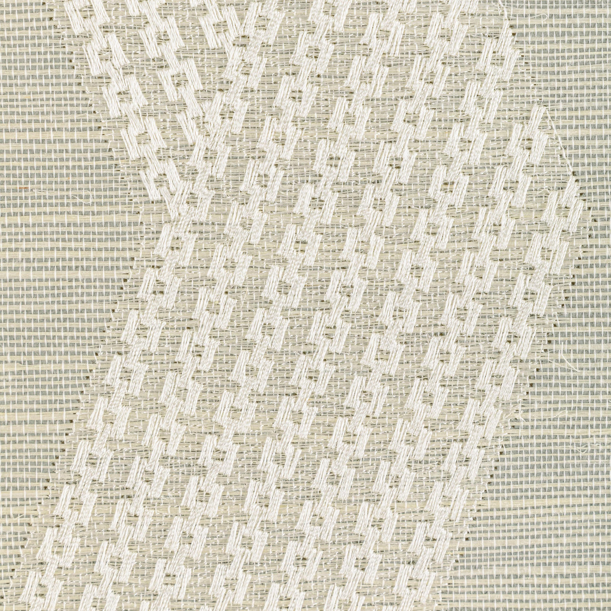 Kravet CHAINLINK EMB SISAL ICE Wallpaper