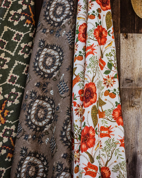 MindTheGap SZEKELY FOLK Natural linen Fabric