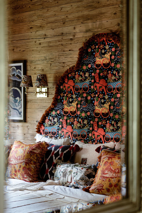 MindTheGap FASNACHT ANTHRACITE Velvet Fabric