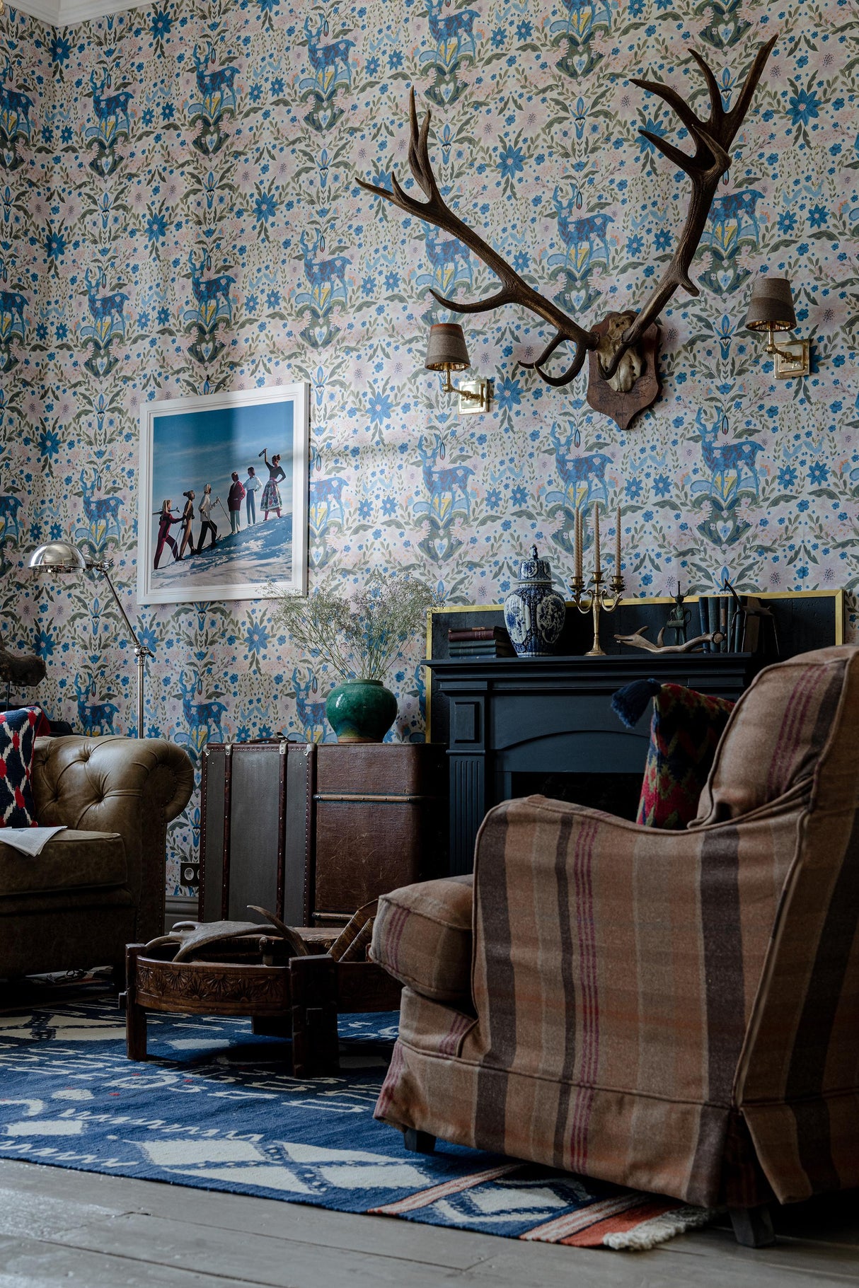 MindTheGap DER KNIG Light Blue TYROL Wallpaper