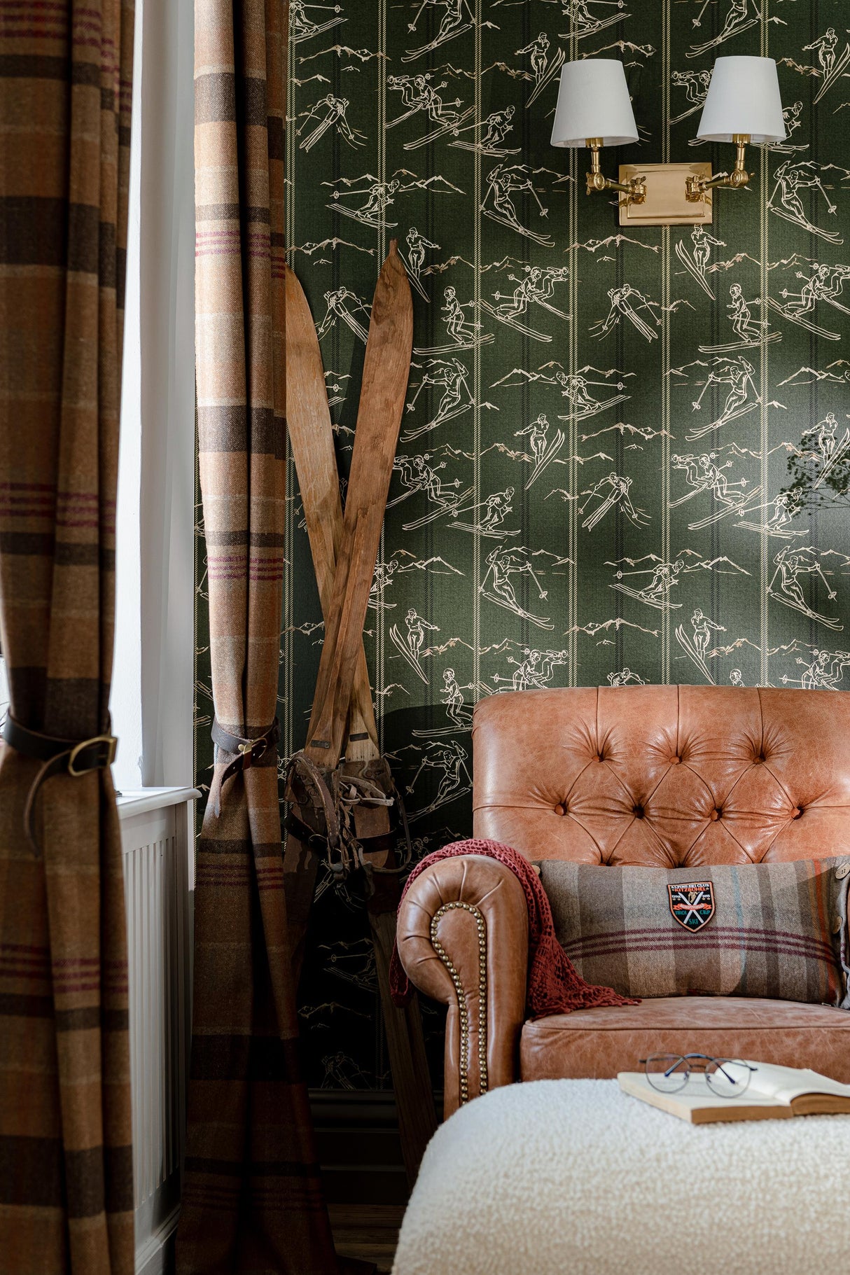 MindTheGap ISCHGL Juniper TYROL Wallpaper