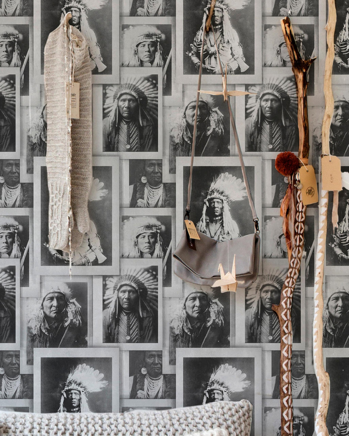 MindTheGap INDIAN CHIEFS PHOTOGRAPHY Wallpaper