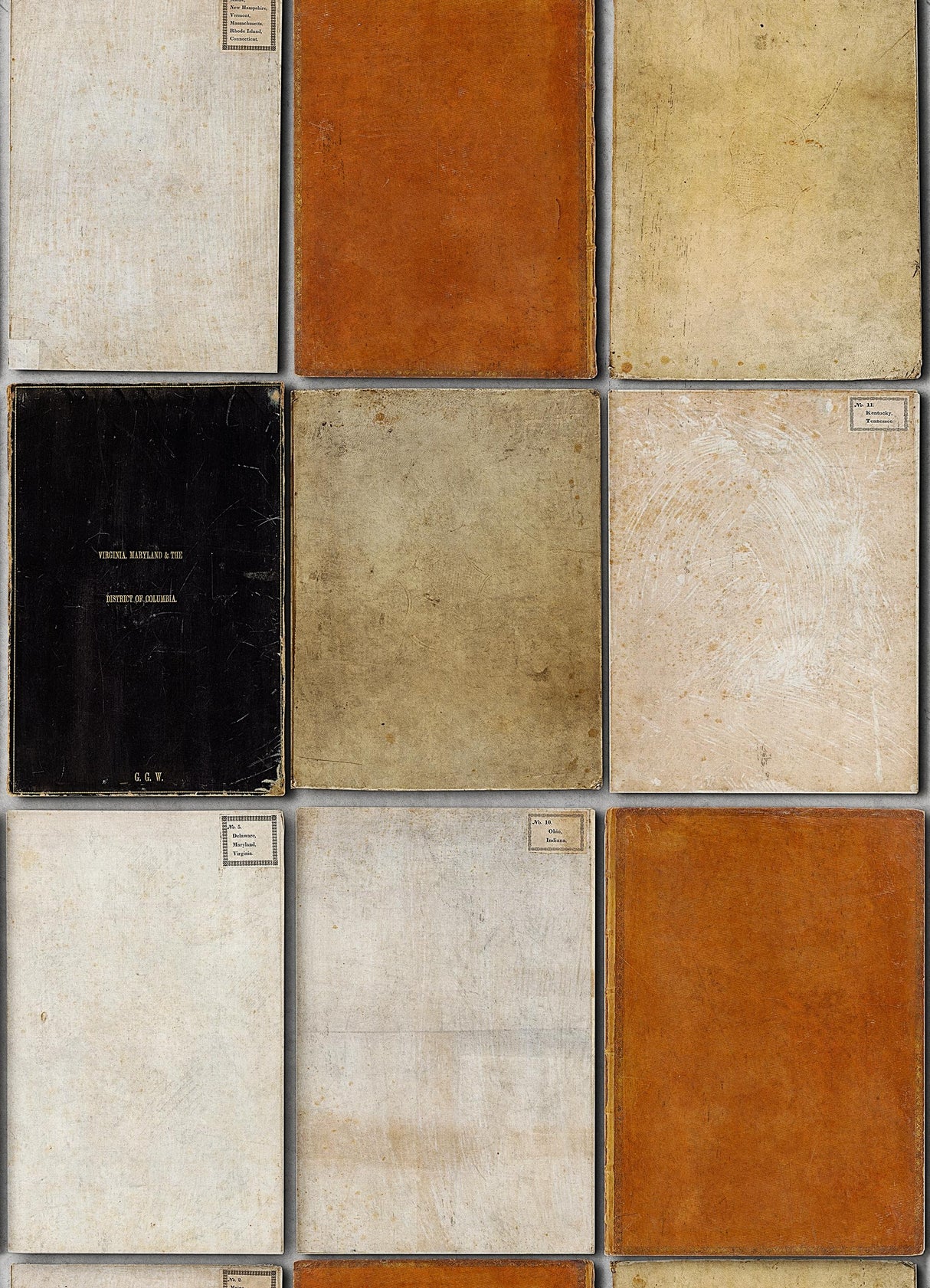 MindTheGap BOOK COVERS VINTAGE Wallpaper