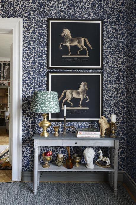 MindTheGap ROYAL HUNTING THE GENTLEMEN'S CORNER Wallpaper