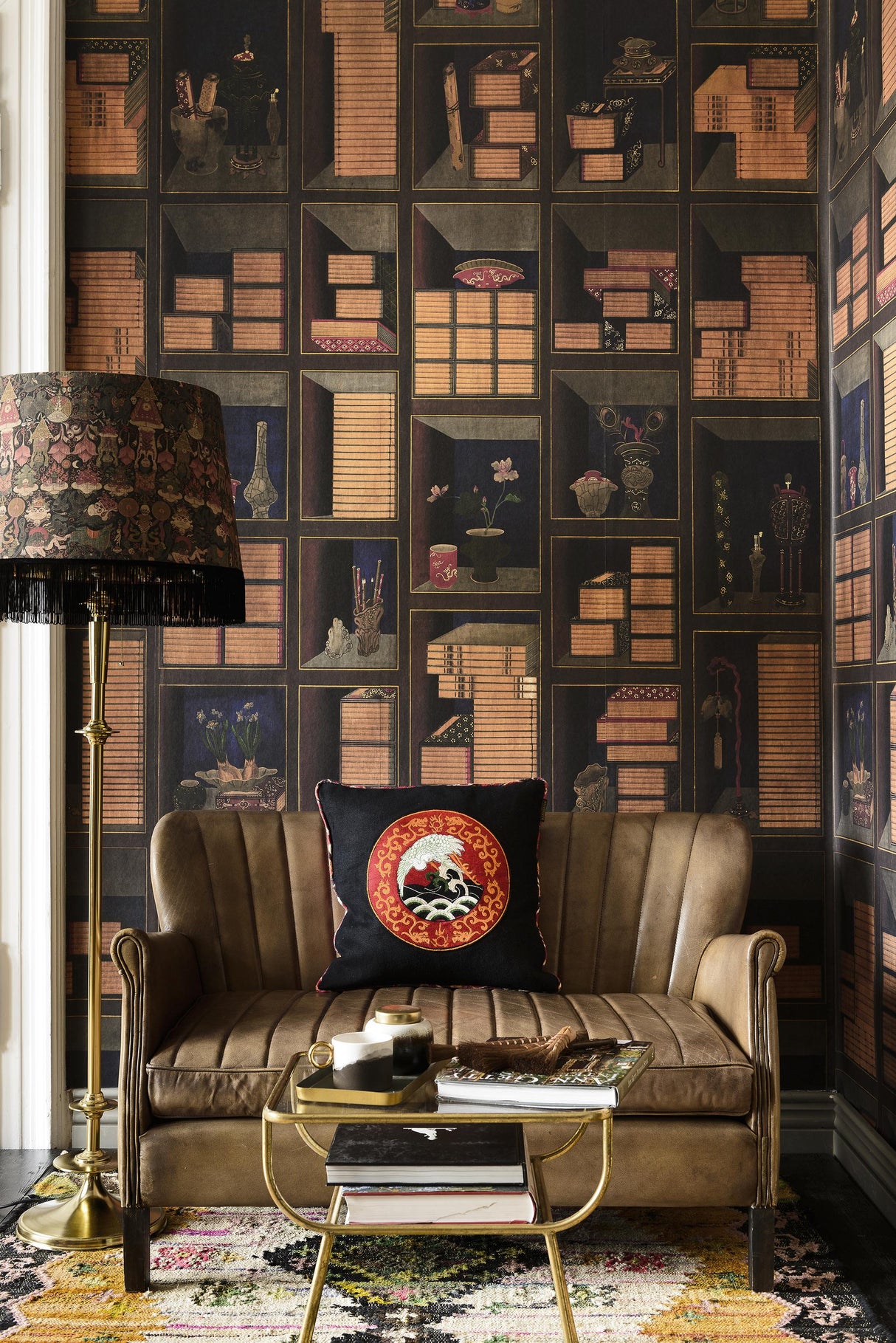 MindTheGap KOREAN LIBRARY Chromo THE GENTLEMEN'S CORNER Wallpaper