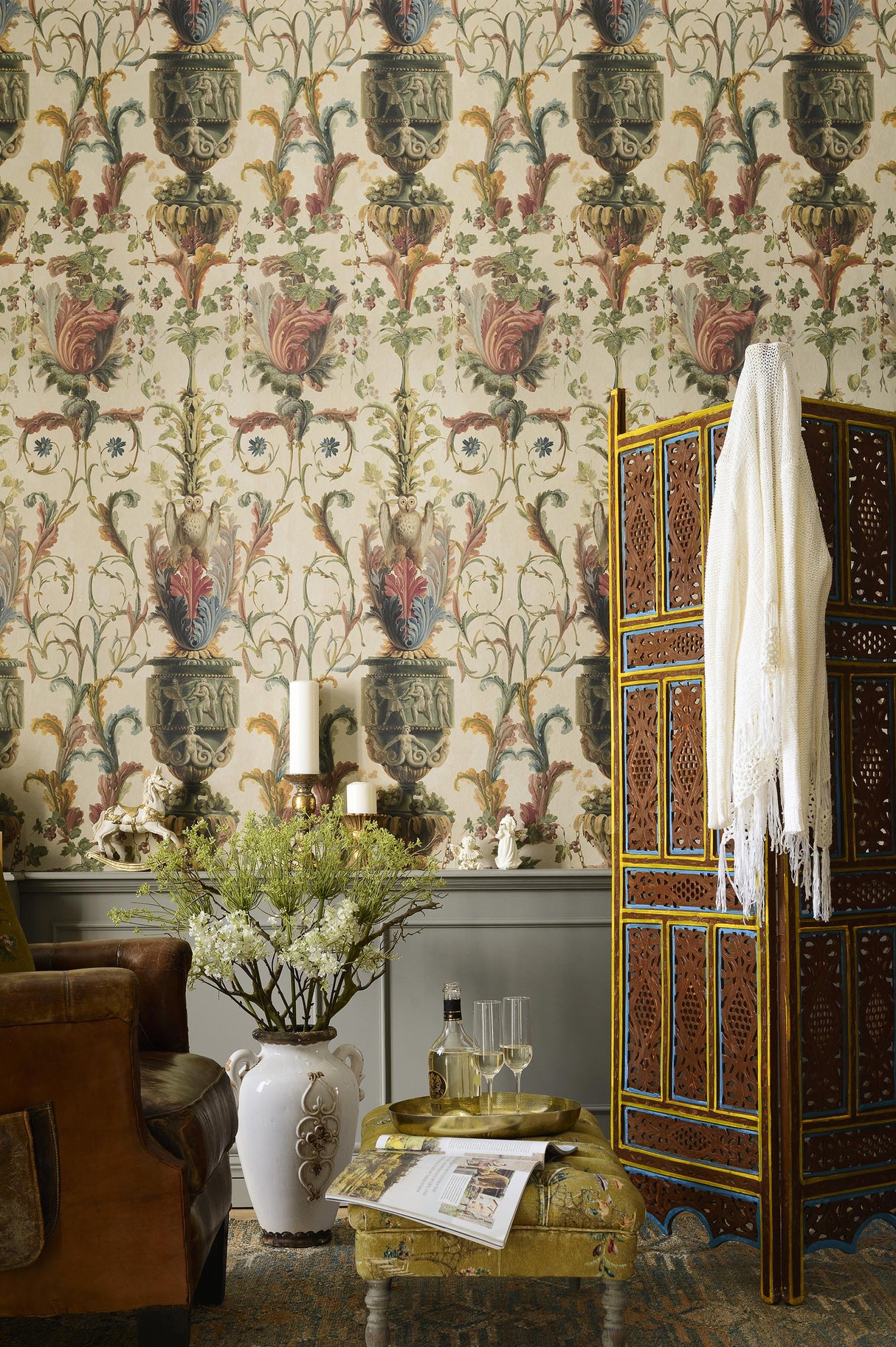MindTheGap LE JARDIN SECRET Taupe LE MANOIR Wallpaper