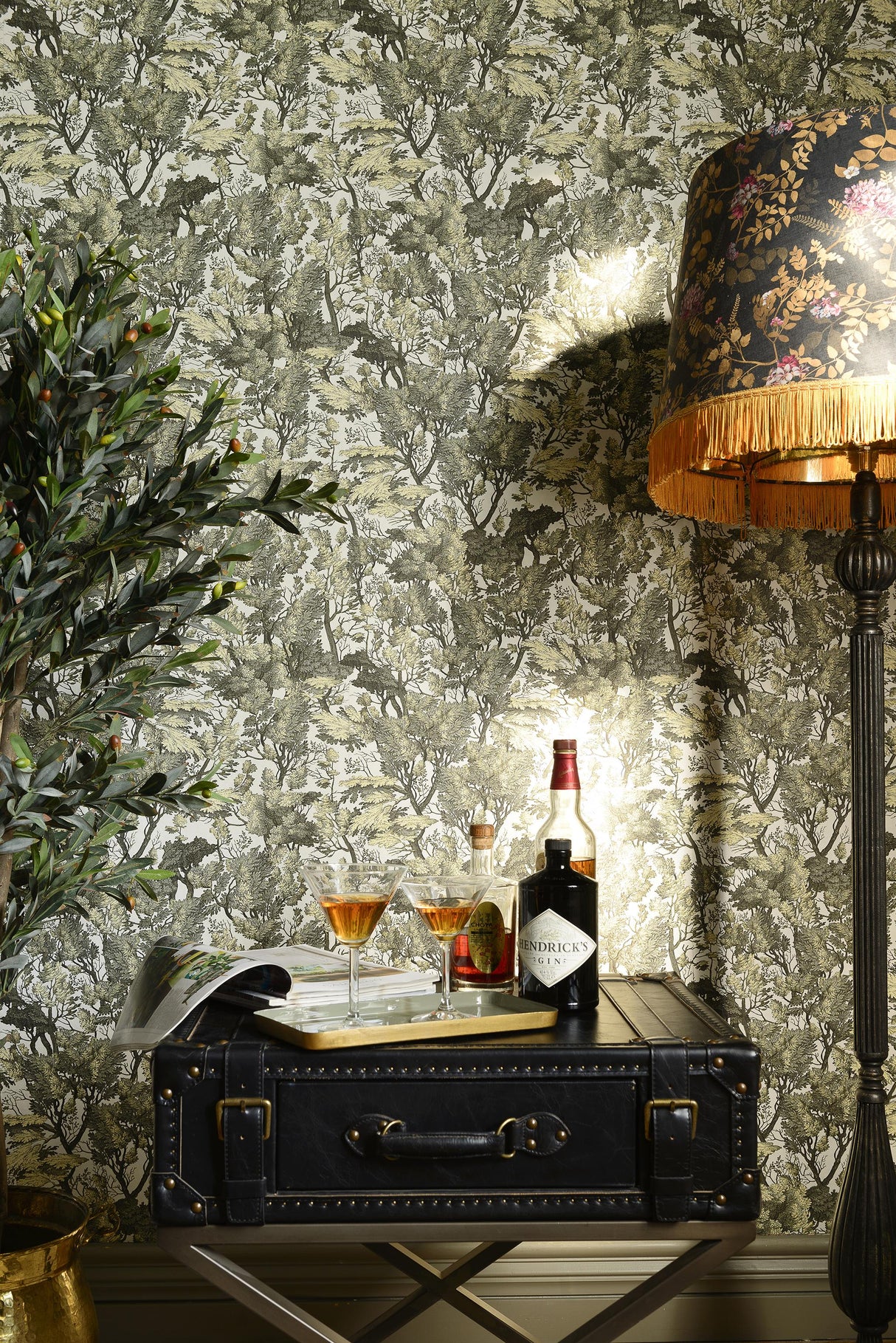 MindTheGap TREE FOLIAGE THE ROYAL GARDEN Wallpaper