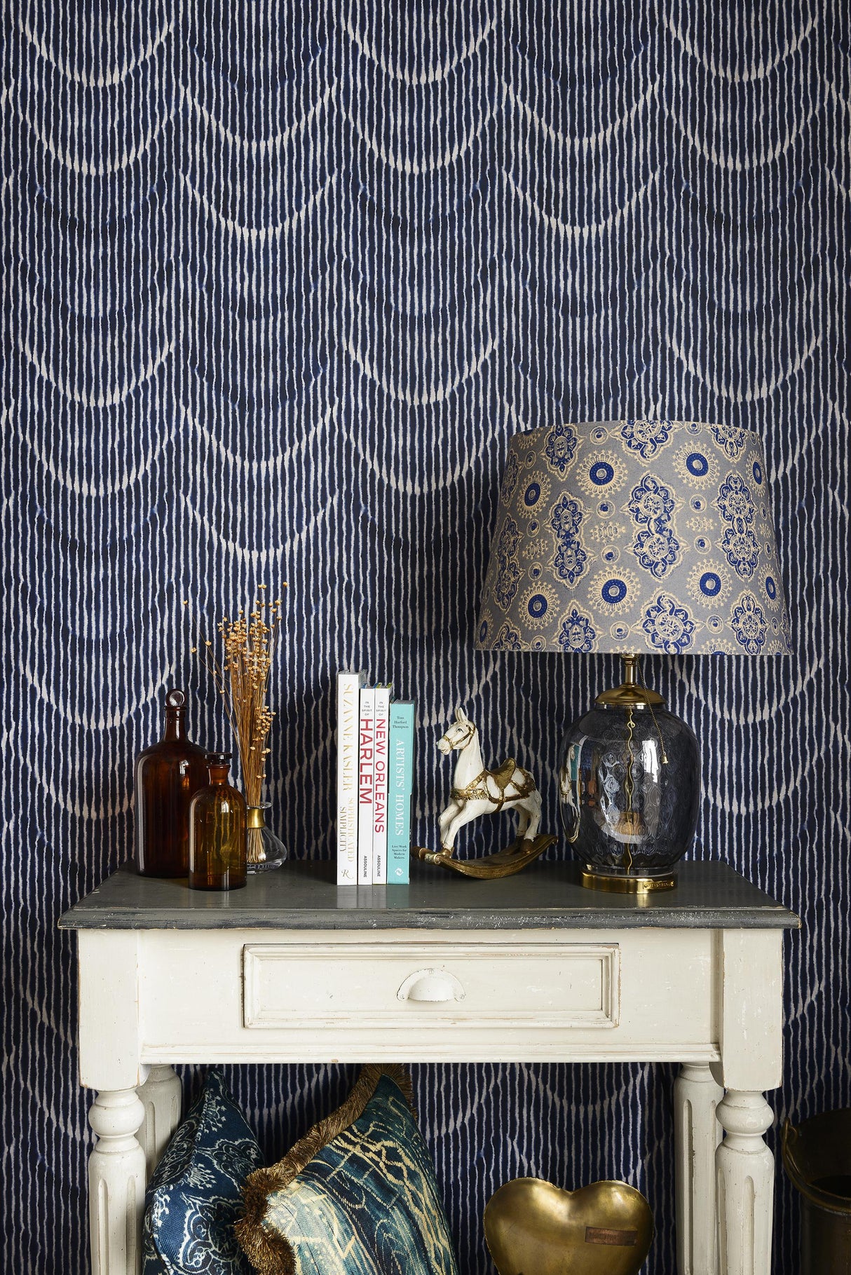 MindTheGap MOVING WAVES INDIGO ADDICTION Wallpaper