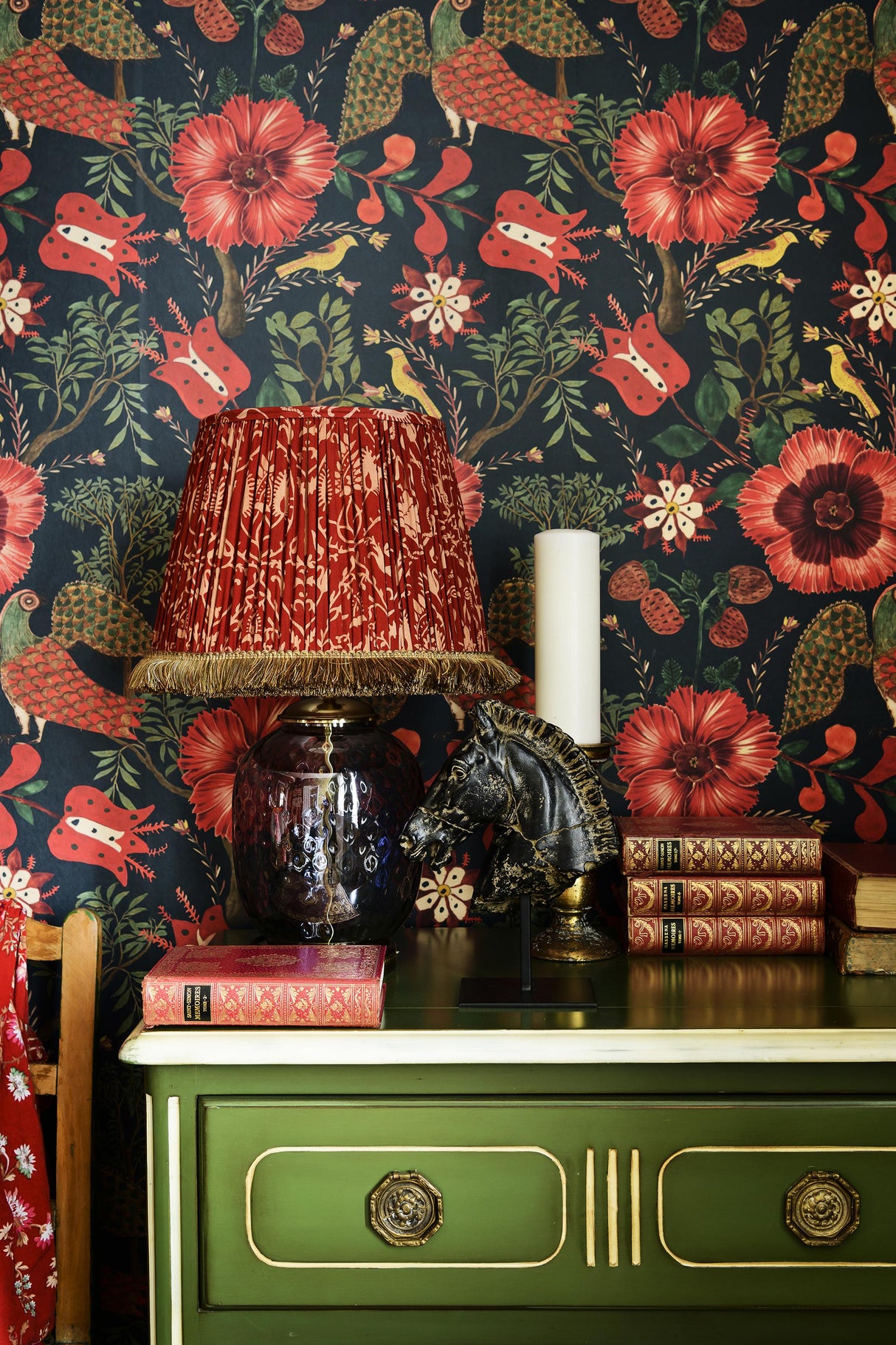 MindTheGap FOLK SZEKELY Dark TRANSYLVANIAN ROOTS Wallpaper