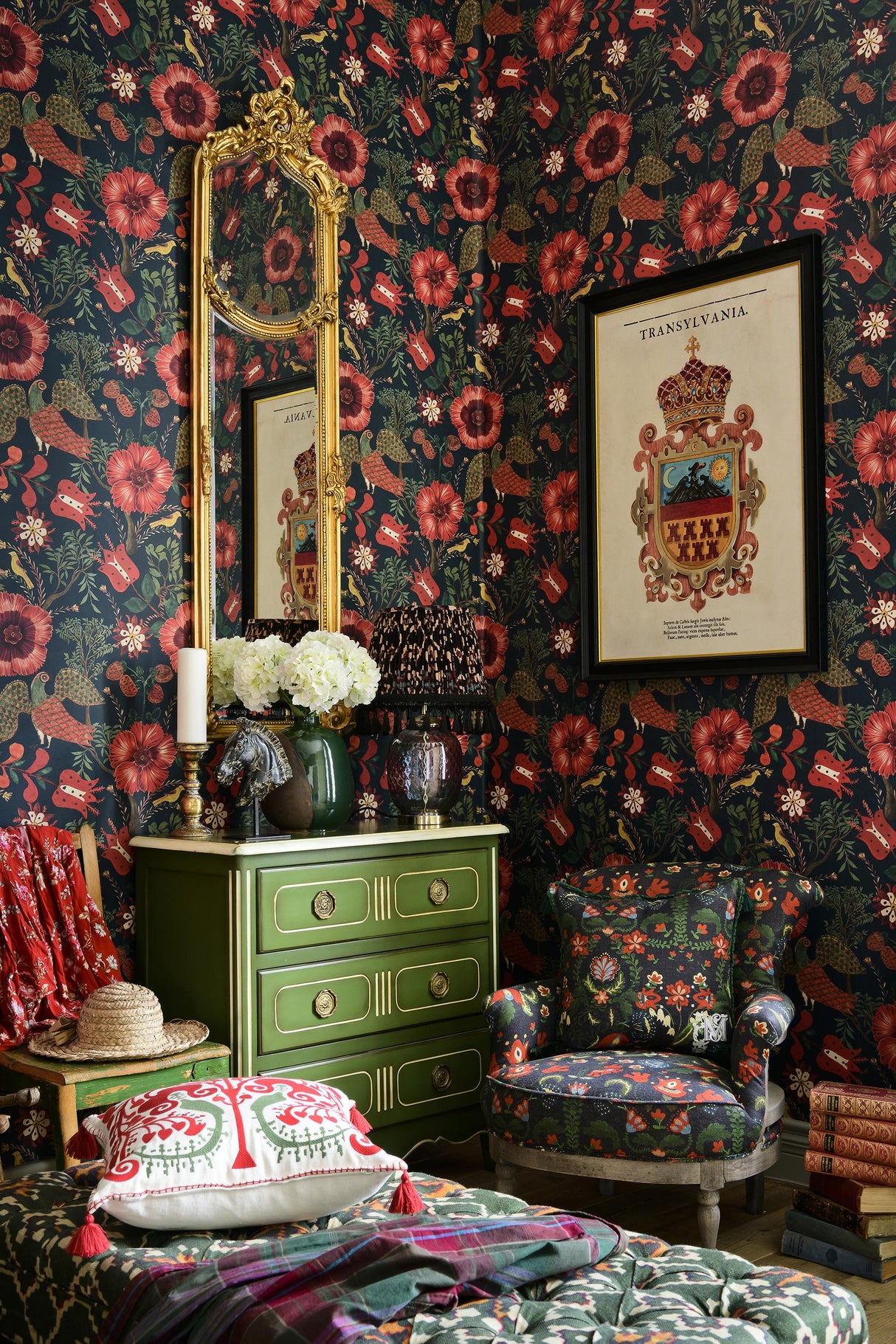 MindTheGap FOLK SZEKELY Dark TRANSYLVANIAN ROOTS Wallpaper