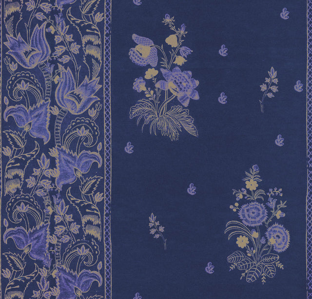 MindTheGap KOROND FLORAL Clematis TRANSYLVANIAN ROOTS Wallpaper