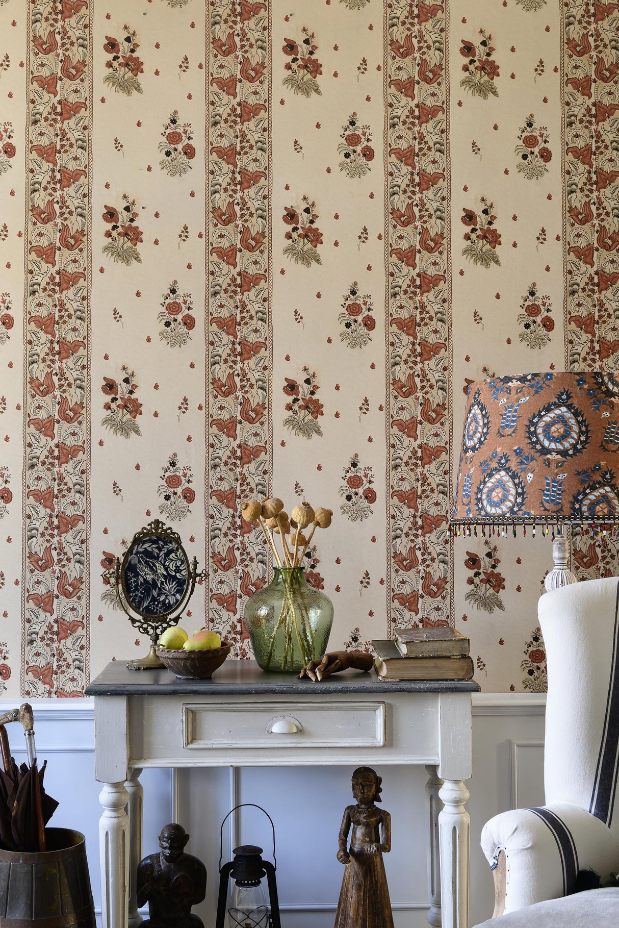 MindTheGap KOROND FLORAL Leather TRANSYLVANIAN ROOTS Wallpaper