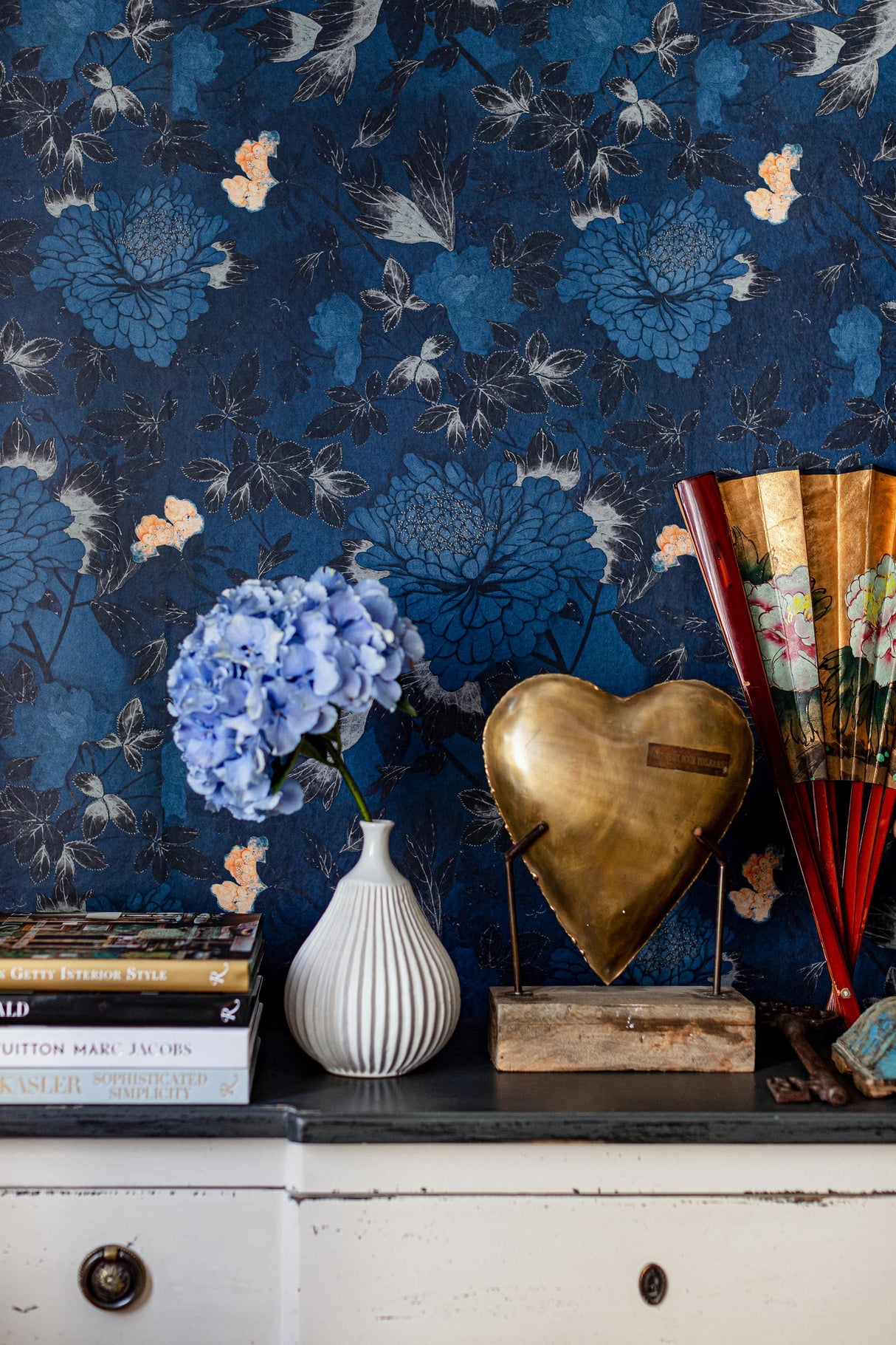 MindTheGap THE CANTONESE GARDEN Chinese Garden Wallpaper