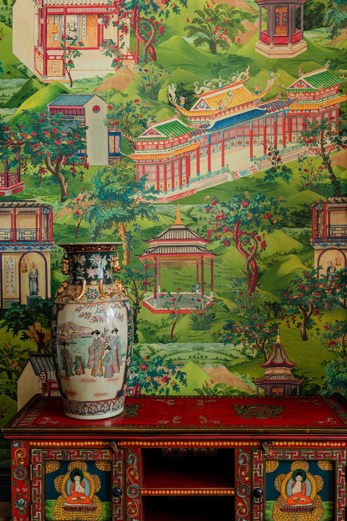 MindTheGap YUYUAN Chinese Garden Wallpaper