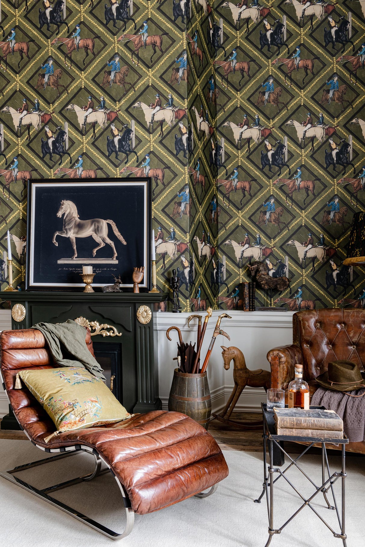 MindTheGap GYMKHANA Khaki The Derby Wallpaper