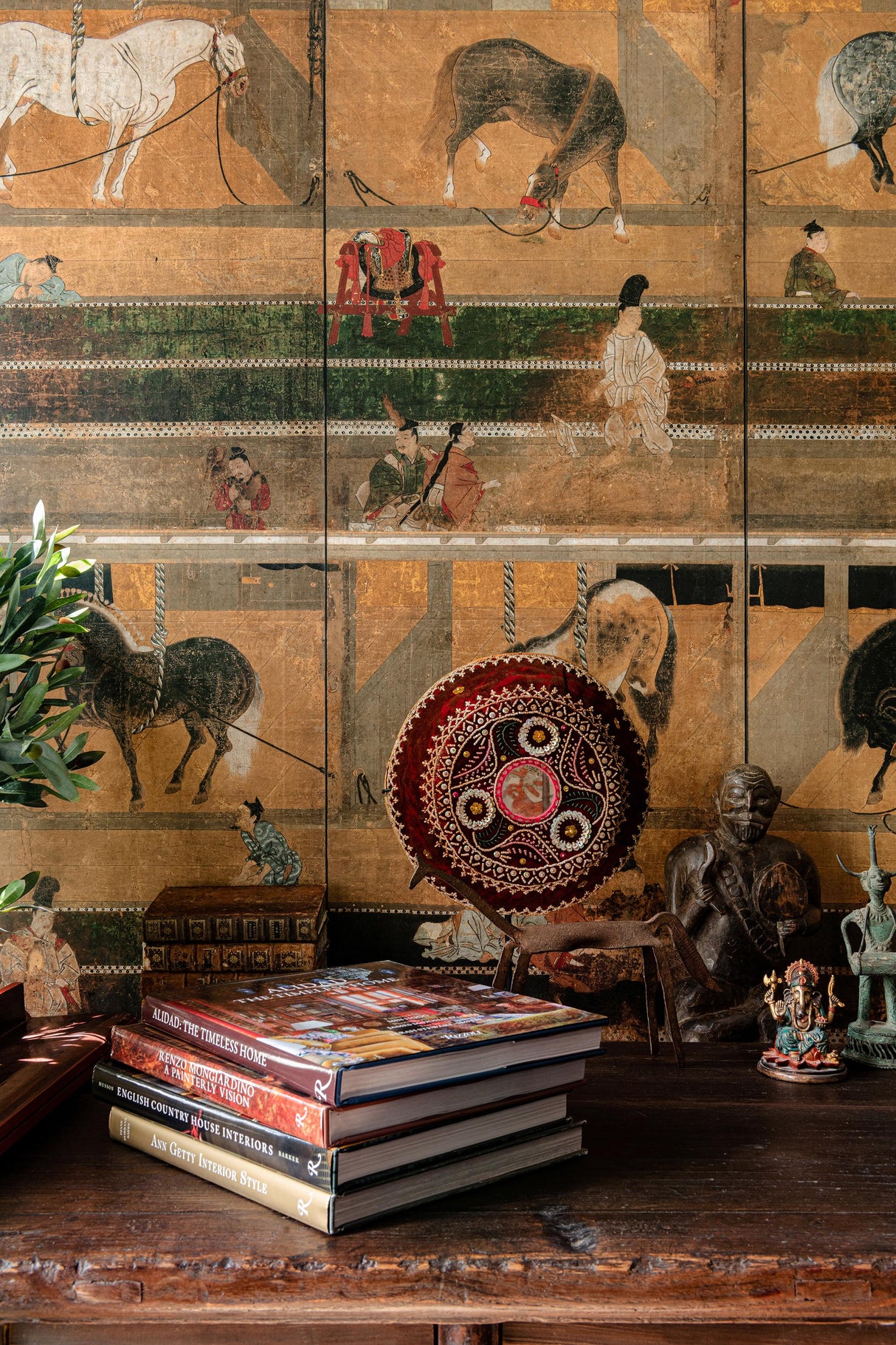 MindTheGap HORSE STABLE The Curator's Cabinet Wallpaper