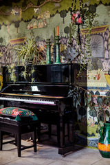 MindTheGap PEACE AND MUSIC WOODSTOCK Wallpaper