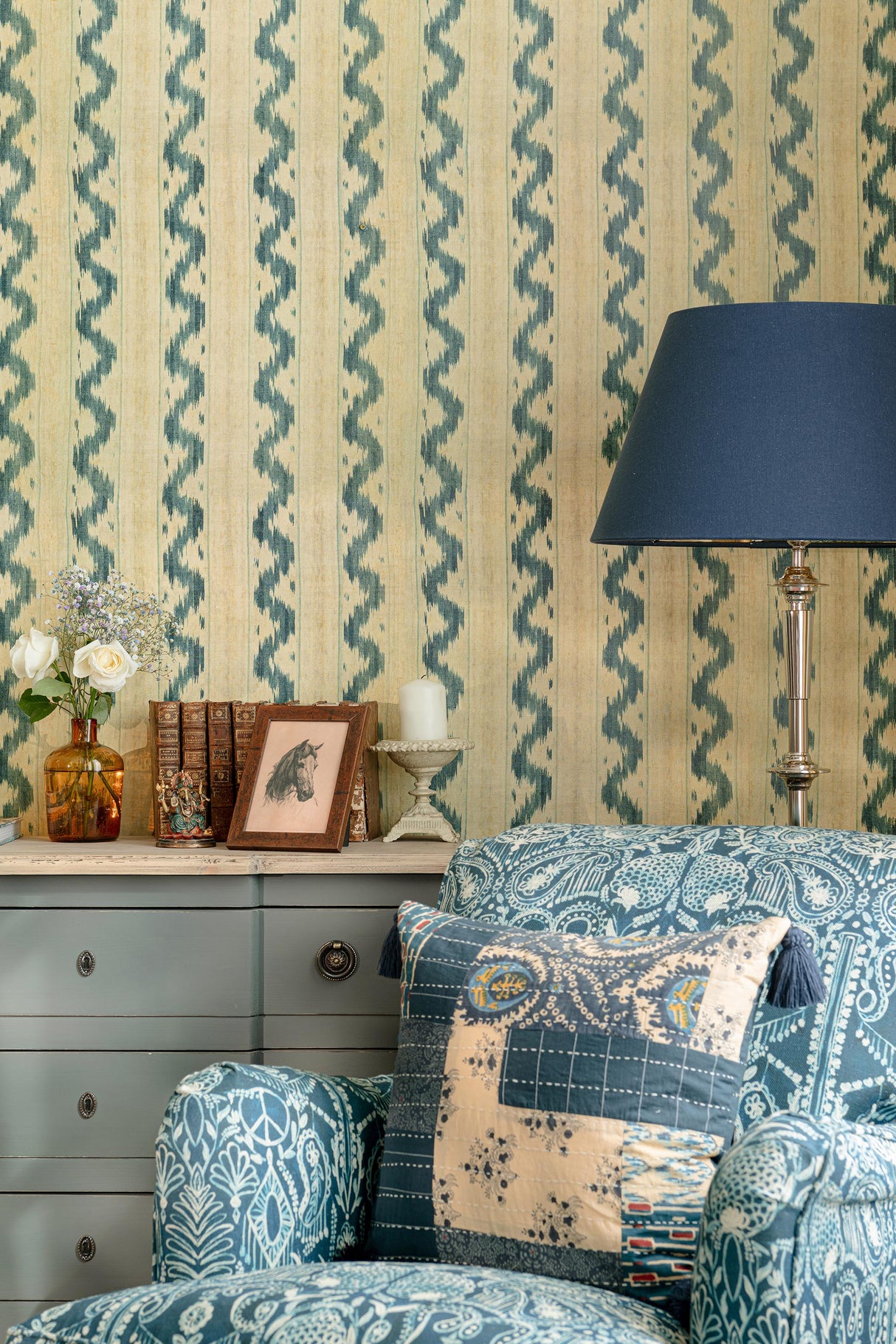 MindTheGap VINTAGE IKAT WOODSTOCK Wallpaper