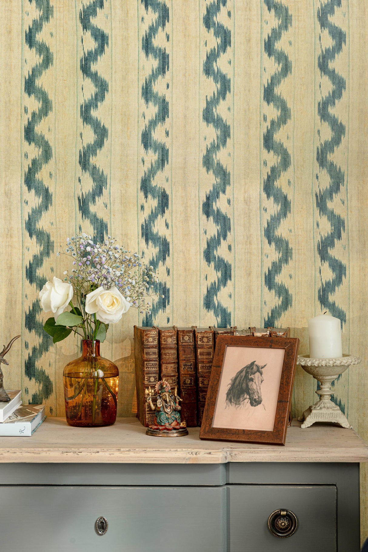 MindTheGap VINTAGE IKAT WOODSTOCK Wallpaper