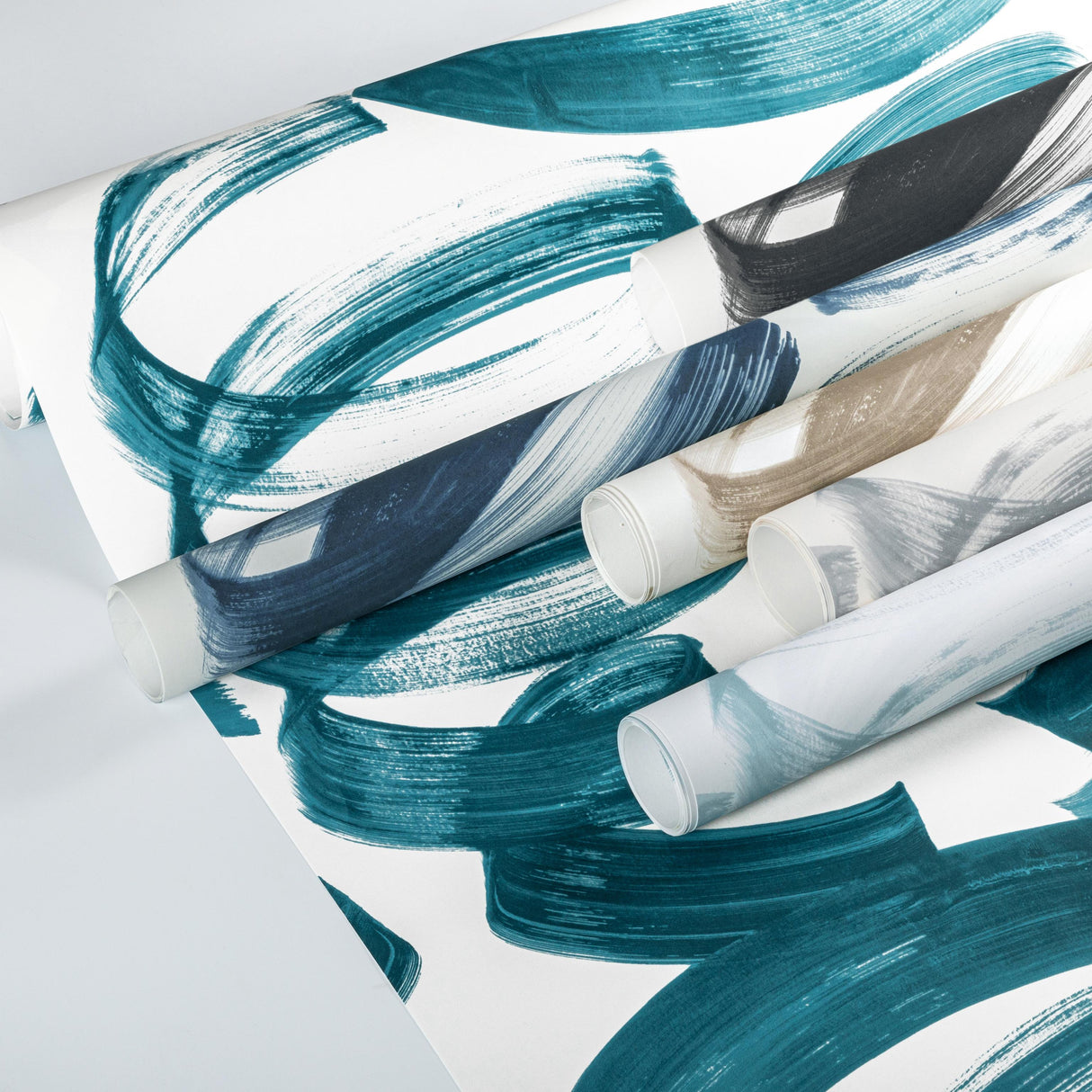 Lee Jofa LARYO PAPER INK Wallpaper