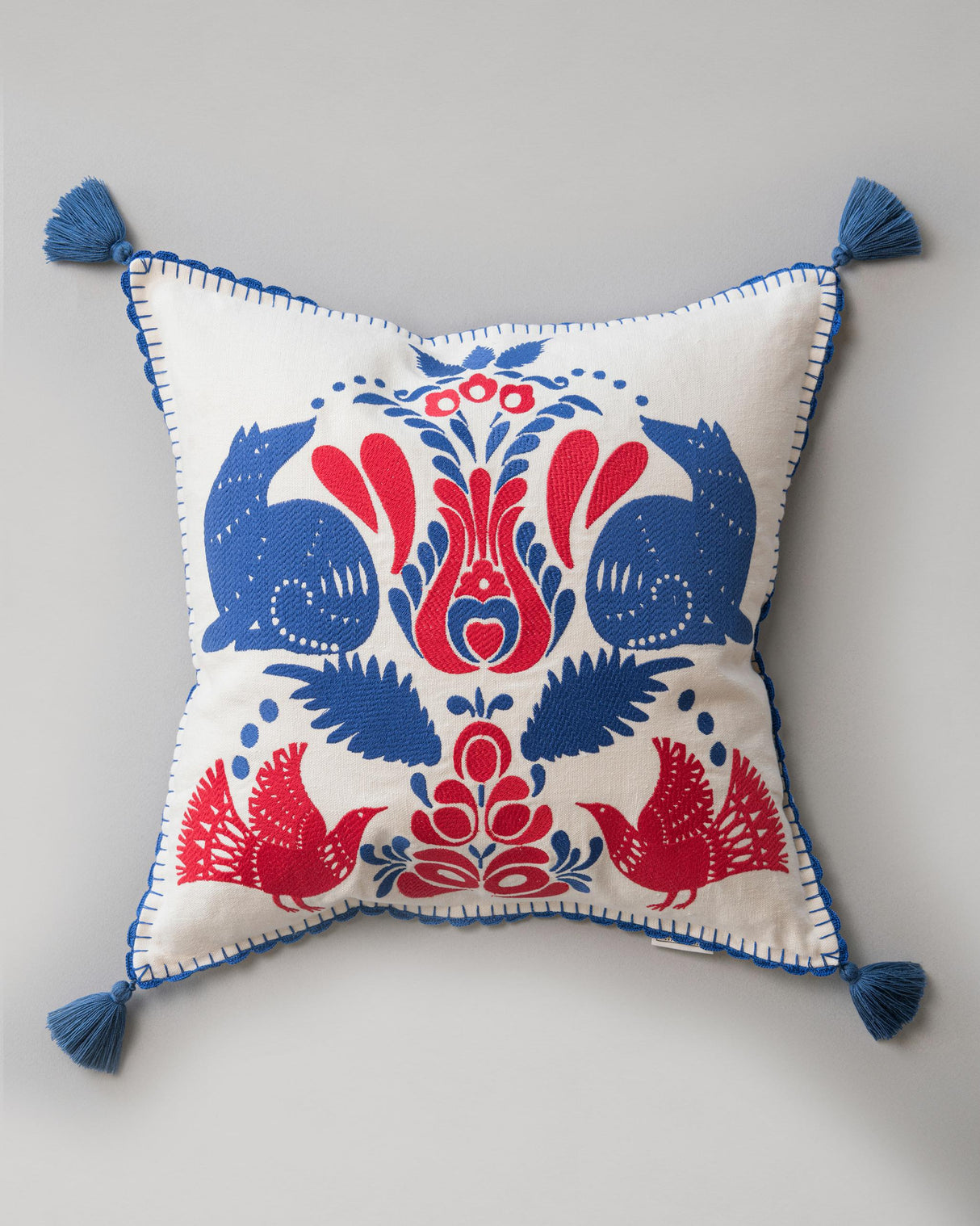 MindTheGap FOLK EMBROIDERY Cushions Pillow