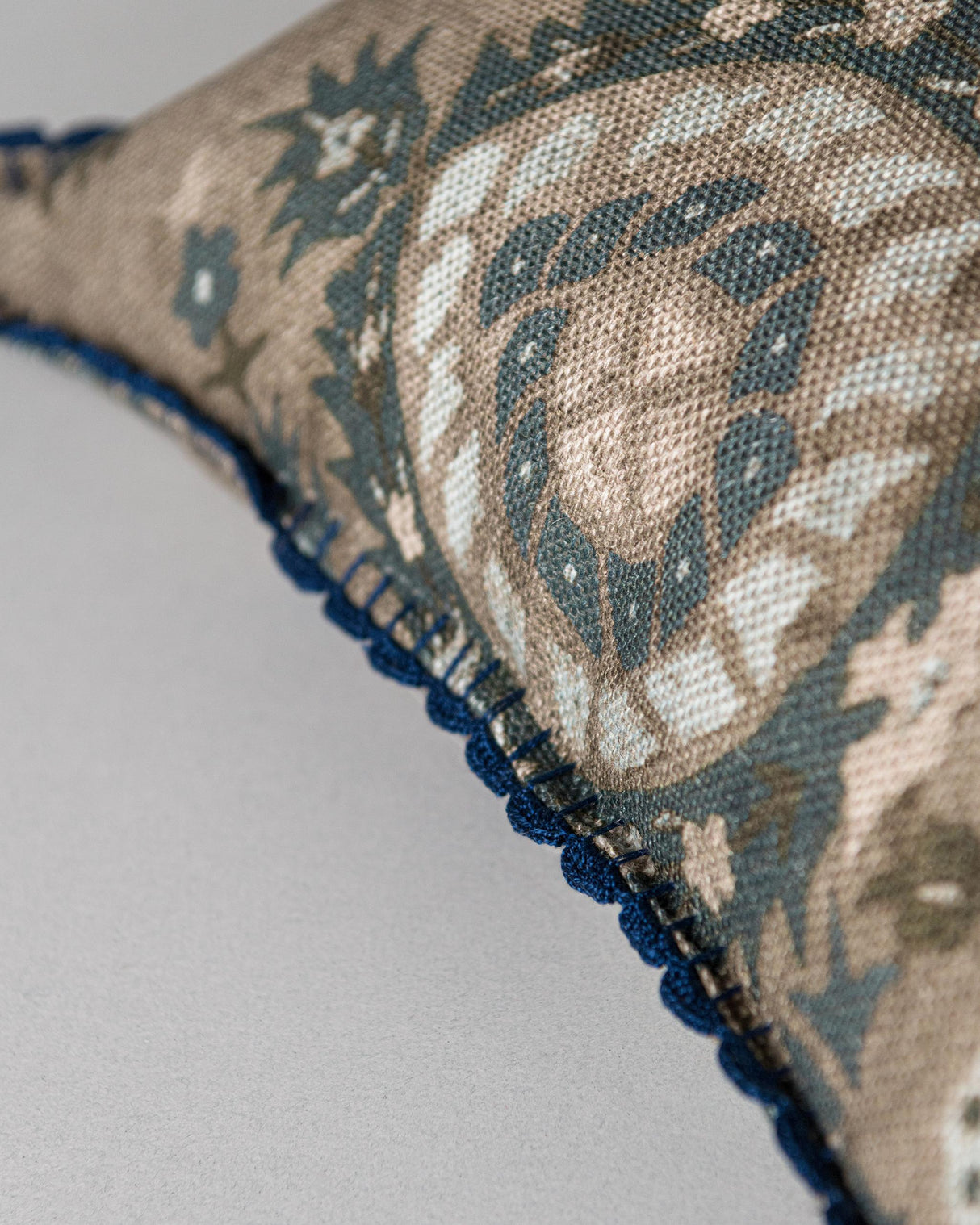 MindTheGap FLOURISH Cushions Pillow