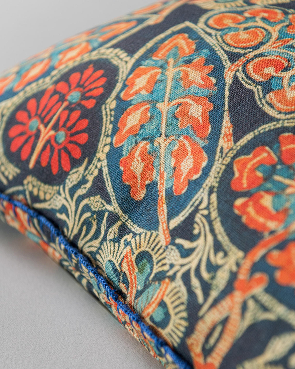 MindTheGap HEIRLOOM Cushions Pillow