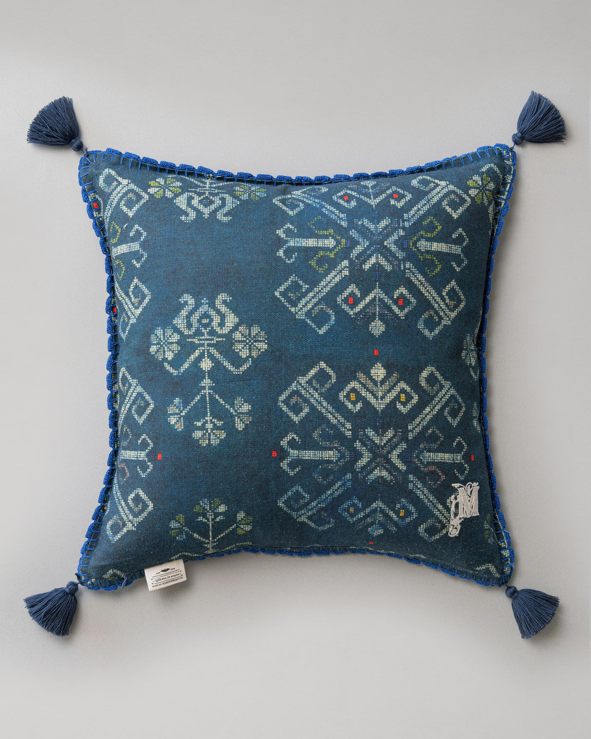 MindTheGap ROOTS Cushions Pillow