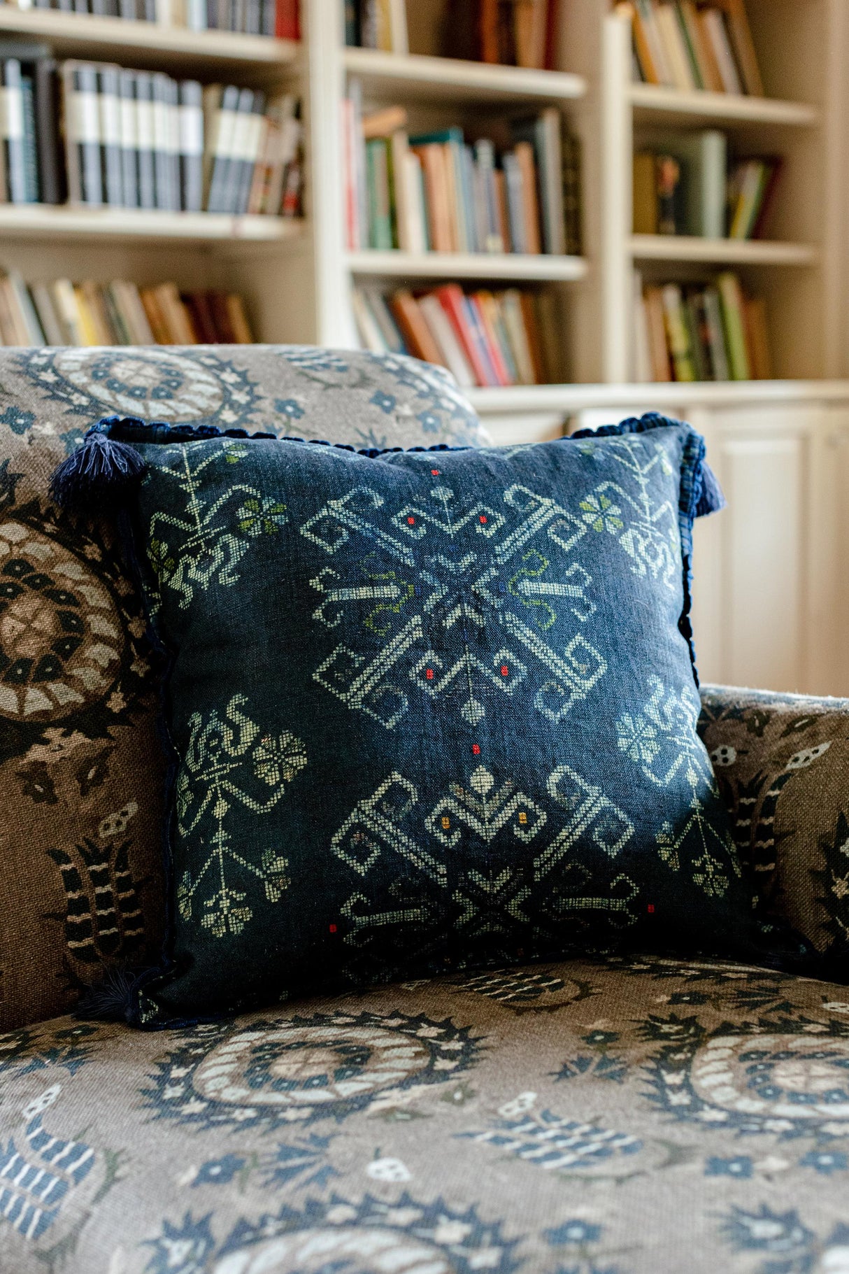 MindTheGap ROOTS Cushions Pillow