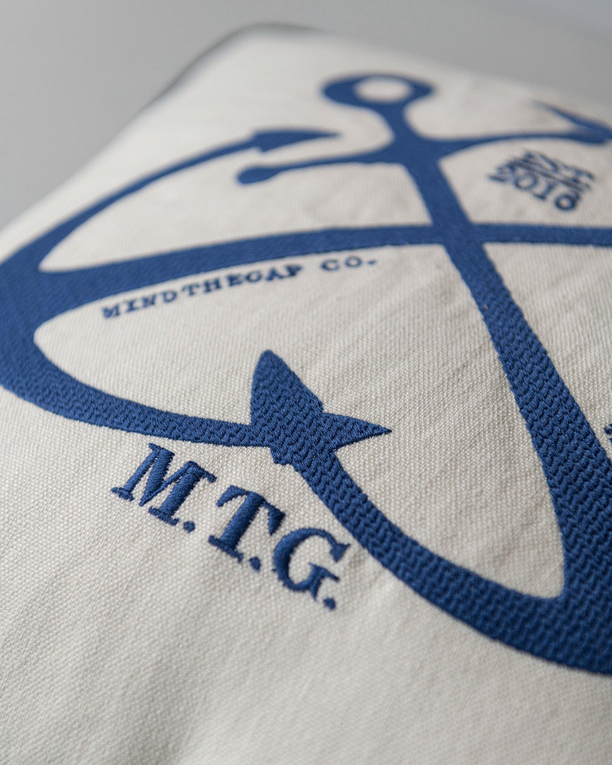 MindTheGap VINTAGE ANCHORS Cushions Pillow