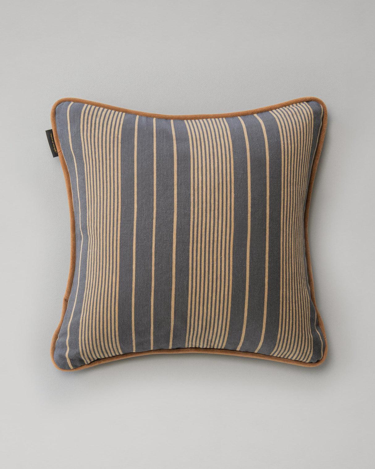 MindTheGap NEWPORT STRIPES Cushions Pillow