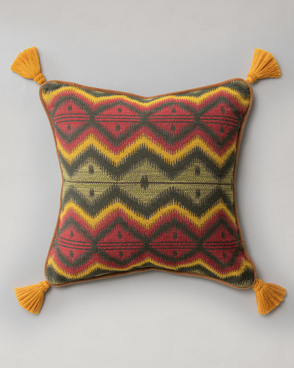 MindTheGap PYRAMIDENSPITZE Cushions Pillow