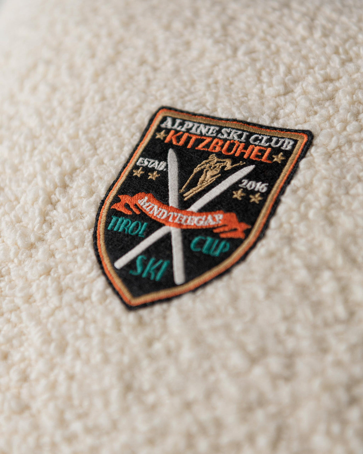 MindTheGap SCHAFFELL Cushions Pillow