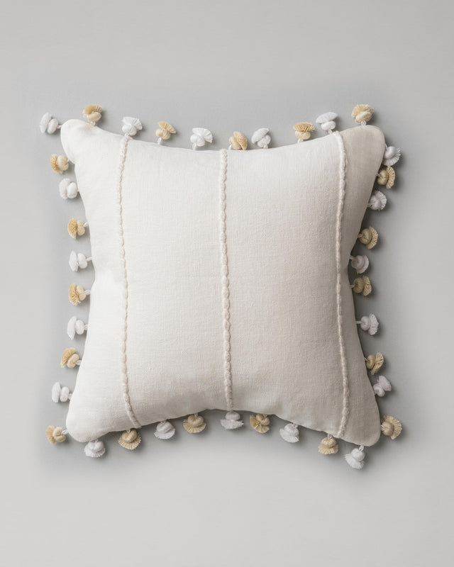 MindTheGap MILCHSCHAUM Cushions Pillow