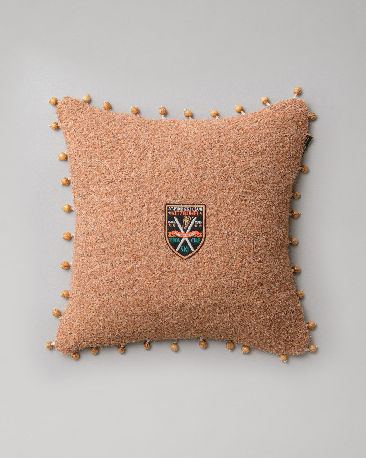 MindTheGap ALPINE SKI CLUB Cushions Pillow