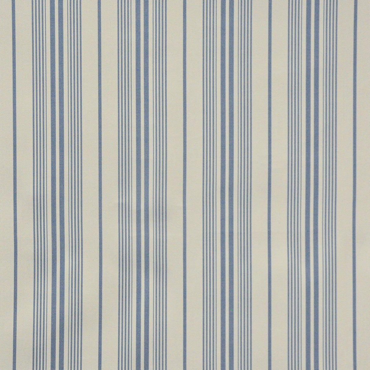 Maxwell WYNDHURST #649 SEA Fabric