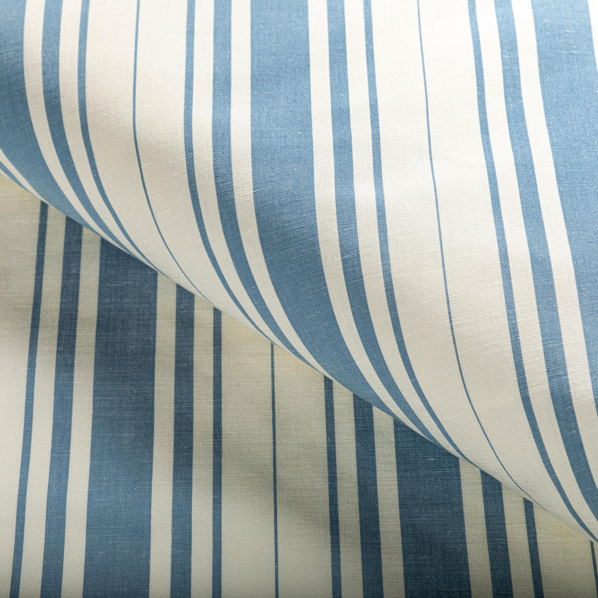 Lee Jofa BALDWIN STRIPE BLUE Fabric