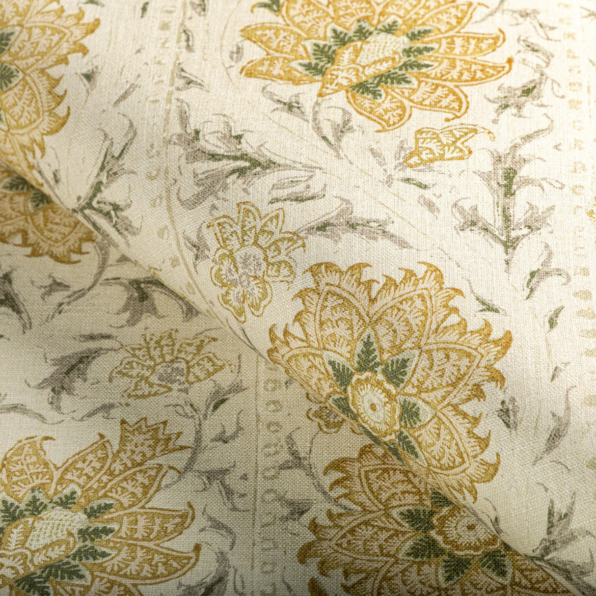 Lee Jofa CALICO VINE MARIGOLD Fabric