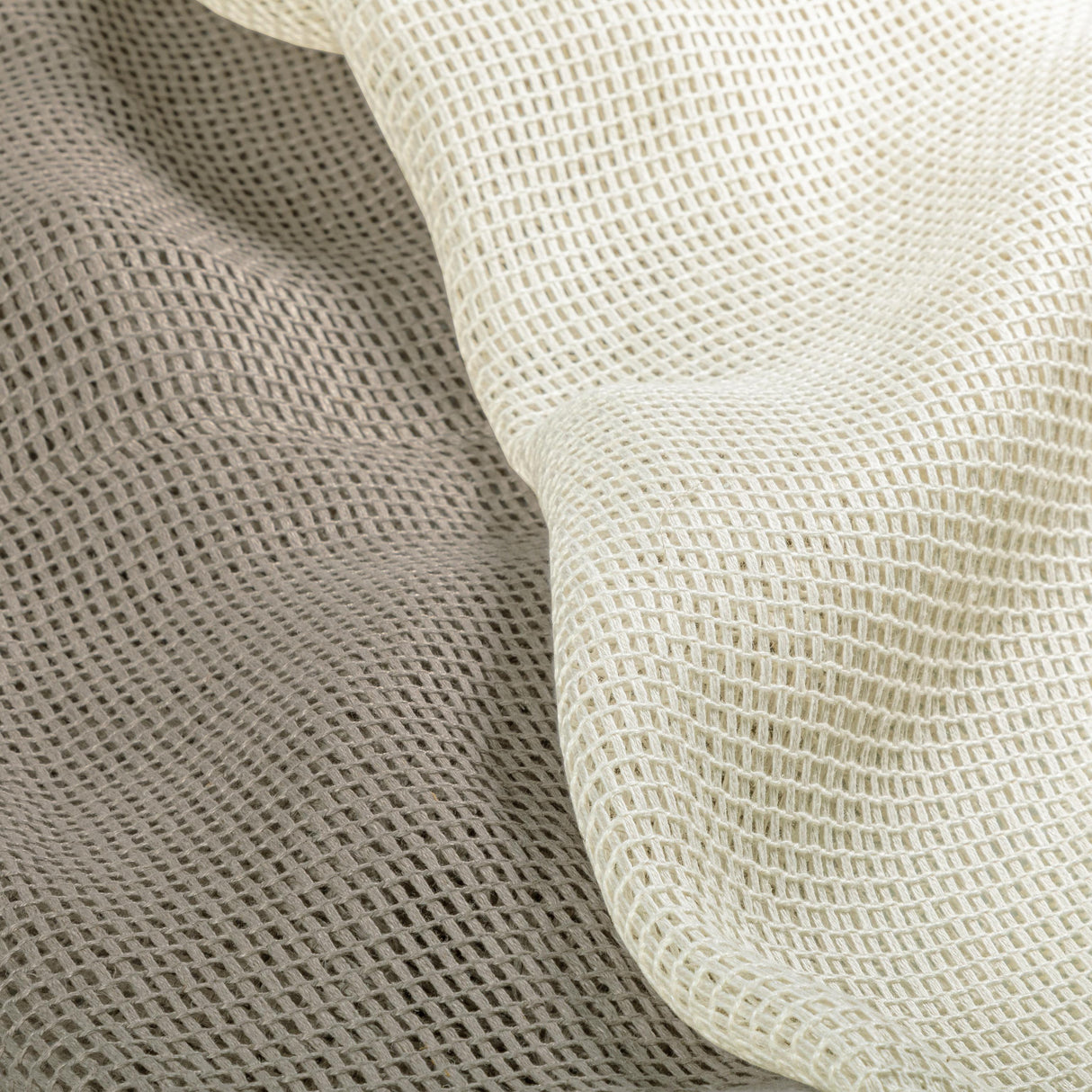 Kravet DESIGN 4636 1101 Drapery Fabric