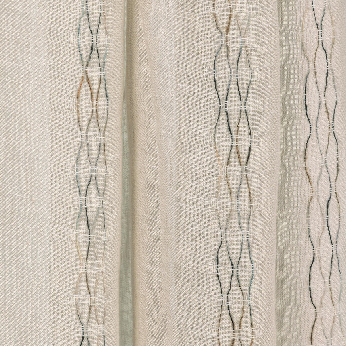 Kravet DESIGN 4913 106 Drapery Fabric