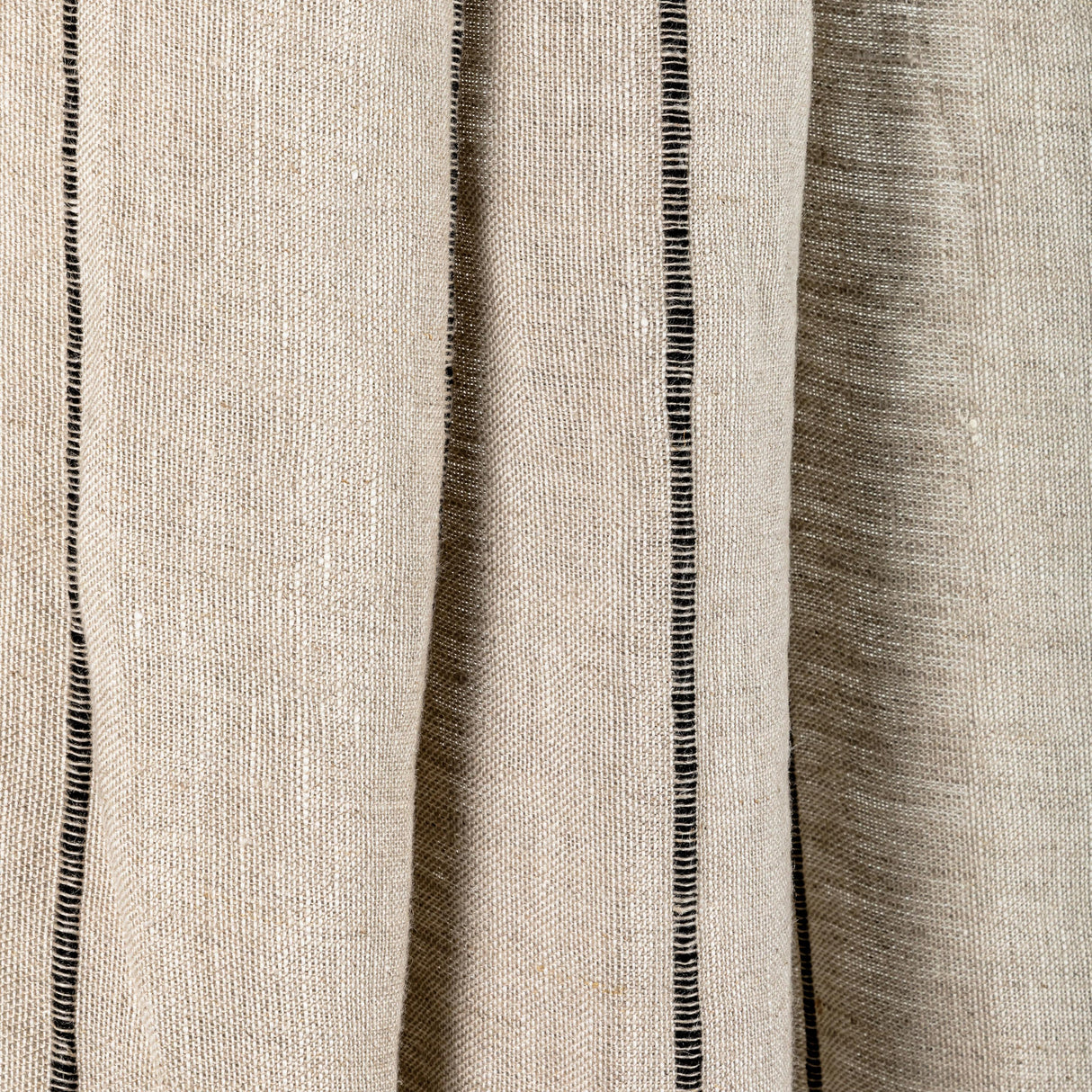 Kravet DESIGN 4926 8106 Drapery Fabric