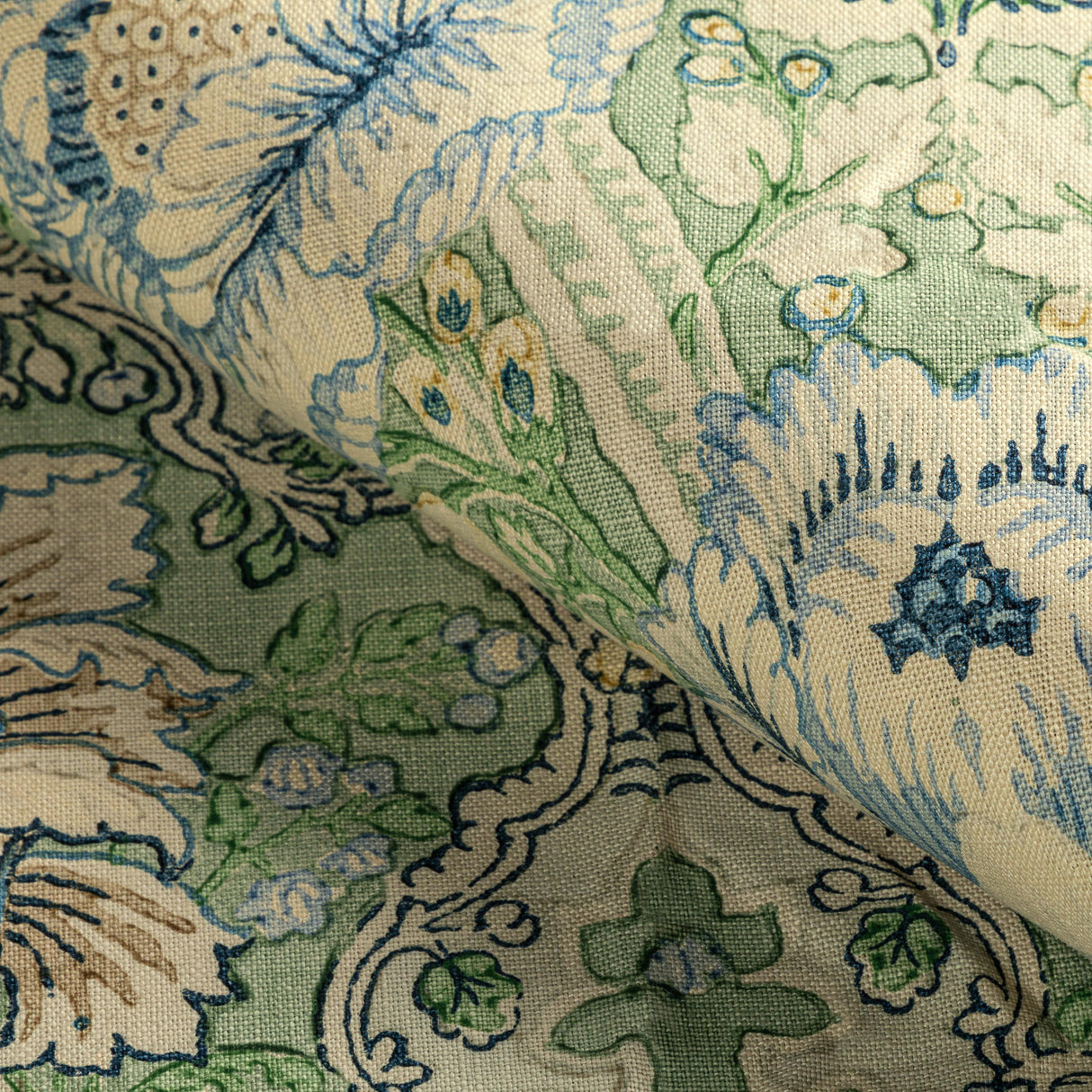 Brunschwig & Fils CARVALLO PRINT CELERY Fabric