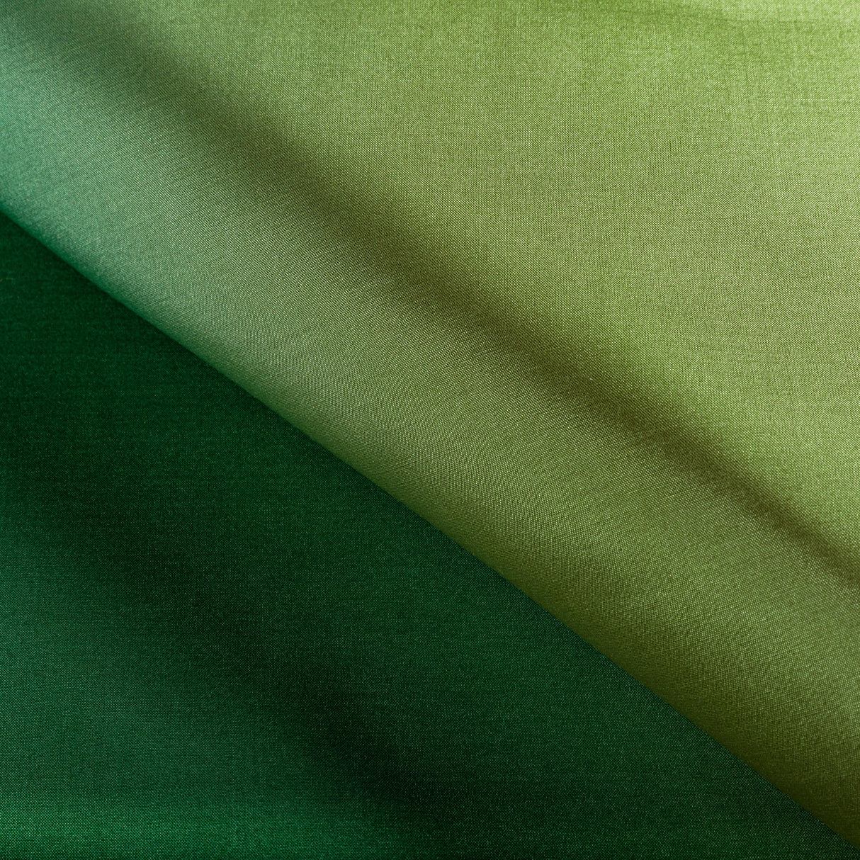 Brunschwig & Fils MIRAGE STRIPE MARINE Drapery Fabric