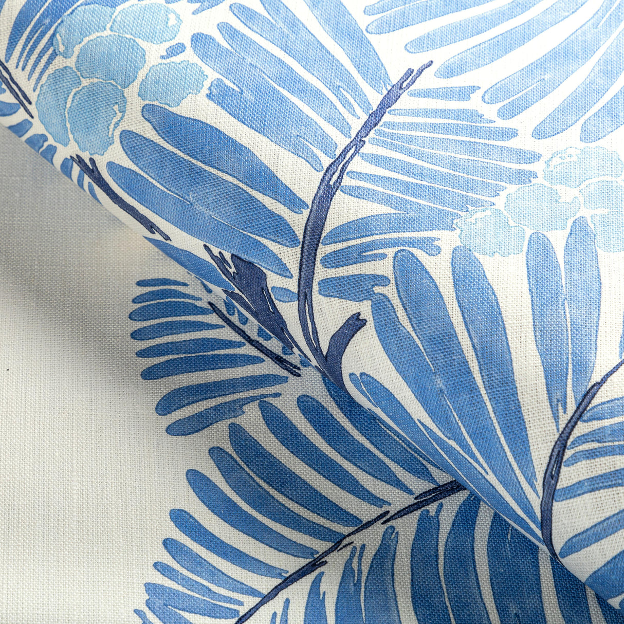 Brunschwig & Fils PALMAR PRINT BLUE Fabric