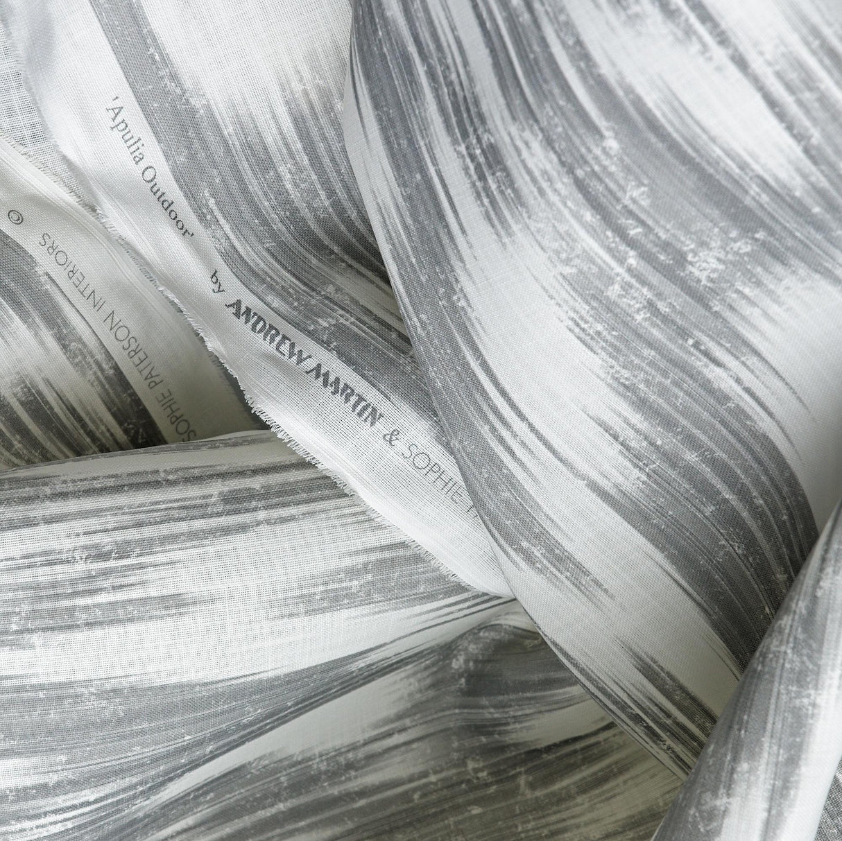 Andrew Martin APULIA OUTDOOR STORM Fabric