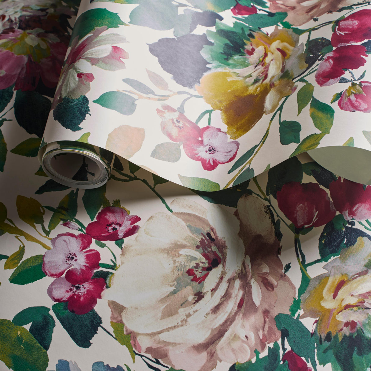Clarke & Clarke BLOOM FUCHSIA WP Wallpaper