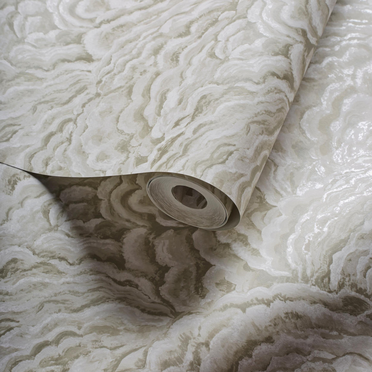 Clarke & Clarke LUMINO CHAMPAGNE/GOLD WP Wallpaper