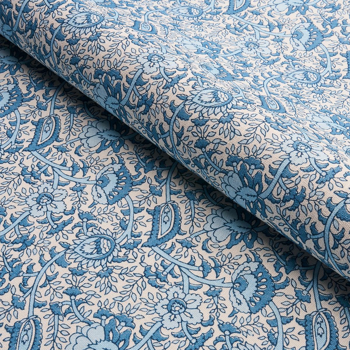 Schumacher Daisy Indoor/Outdoor Indigo Fabric