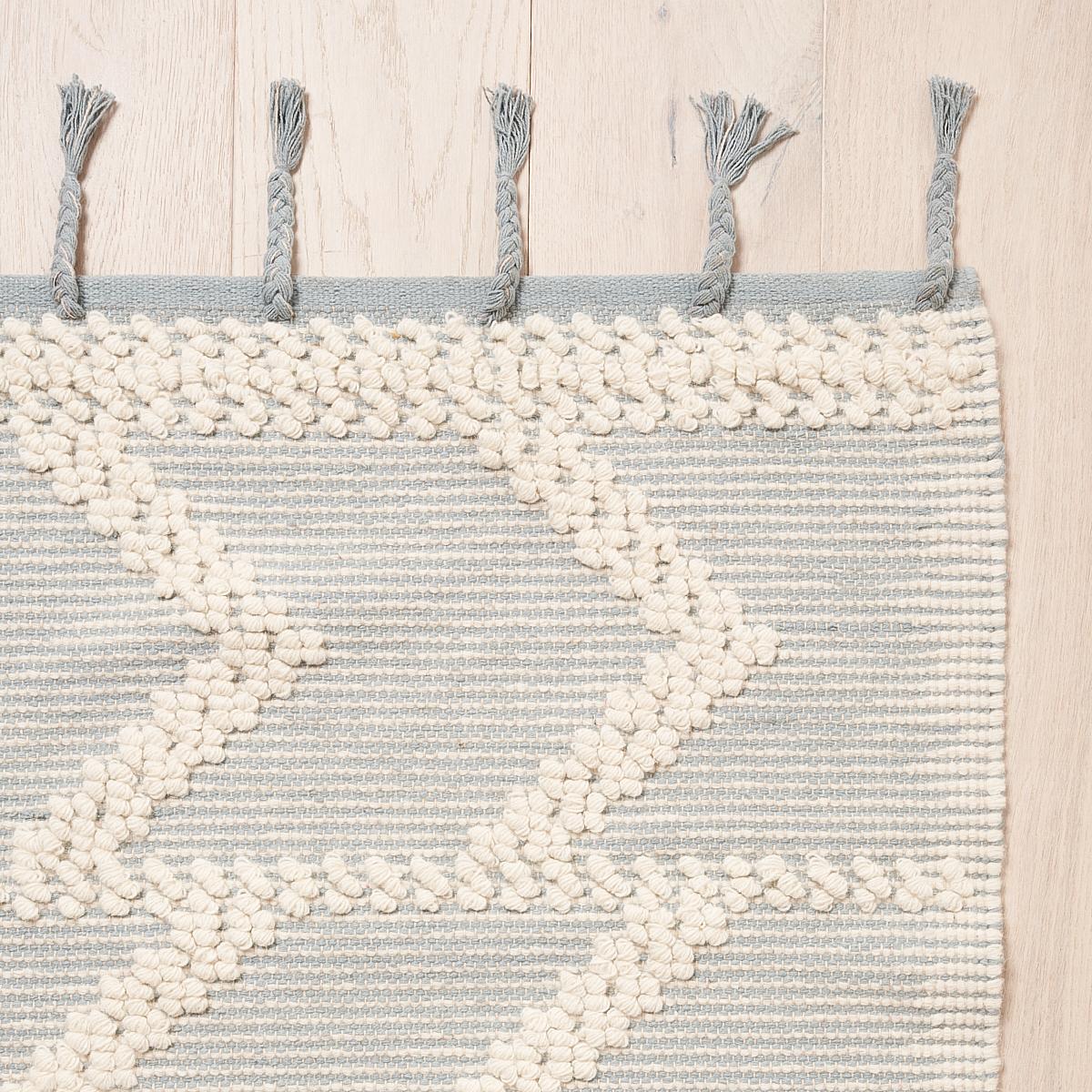 Schumacher Sky 5' x 7' Malta French Knot Rug