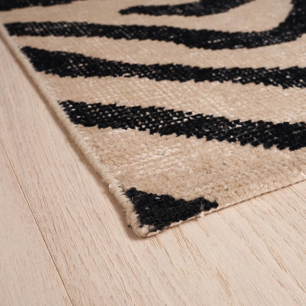 Schumacher Black & Ivory 9' x 12' Zebre Hand-Knotted Rug